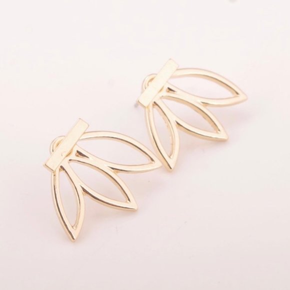 Jewelry - 2/$20 Gold Boho Lotus Bar Stud Earring
